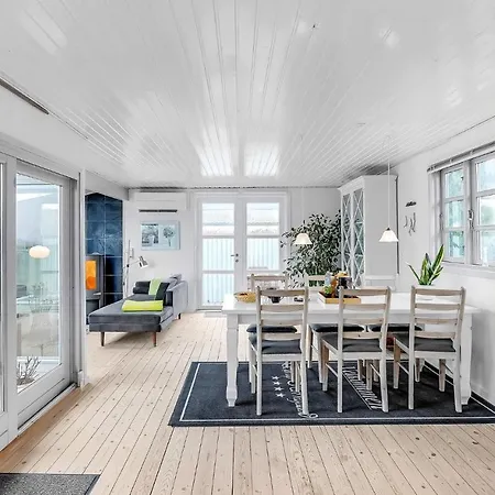 3 Bedroom Gorgeous In Stevns Casa de Férias Rødvig
