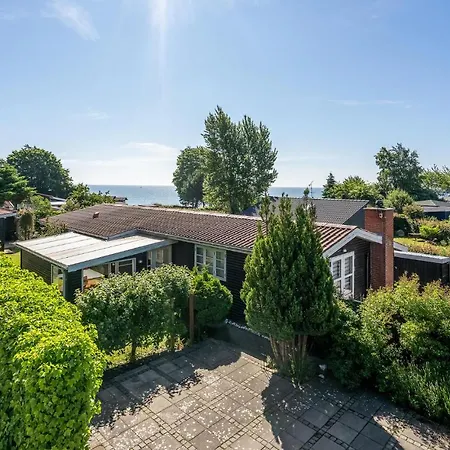 3 Bedroom Gorgeous In Stevns *