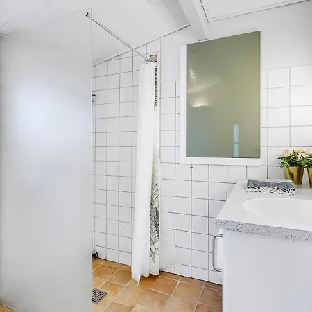 3 Bedroom Gorgeous In Stevns Casa de Férias *